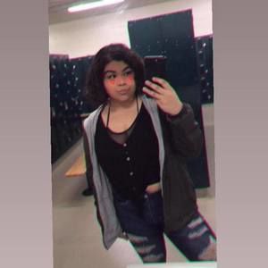 Meet your Posher, Ella